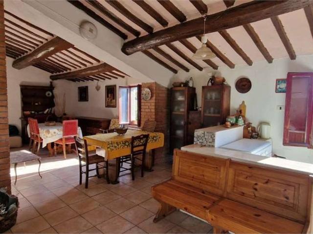 Casa indipendente in vendita a Todi PG