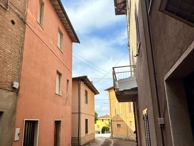 Casa indipendente in vendita a Todi PG