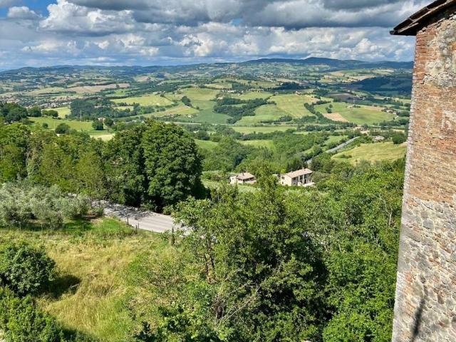 Casa indipendente in vendita a Todi PG