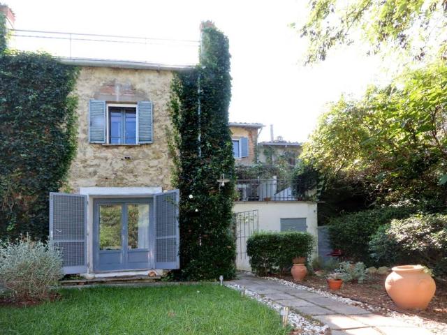 Casa indipendente in vendita a Todi PG