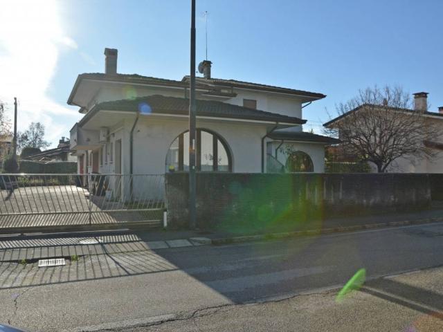 Casa indipendente in vendita a Tombolo PD