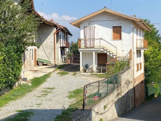 Casa indipendente in vendita a Tonco AT