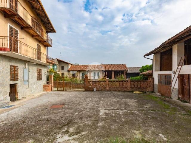 Casa indipendente in vendita a Tonco AT