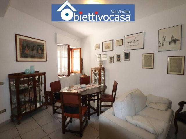 Casa indipendente in vendita a Torano Nuovo TE