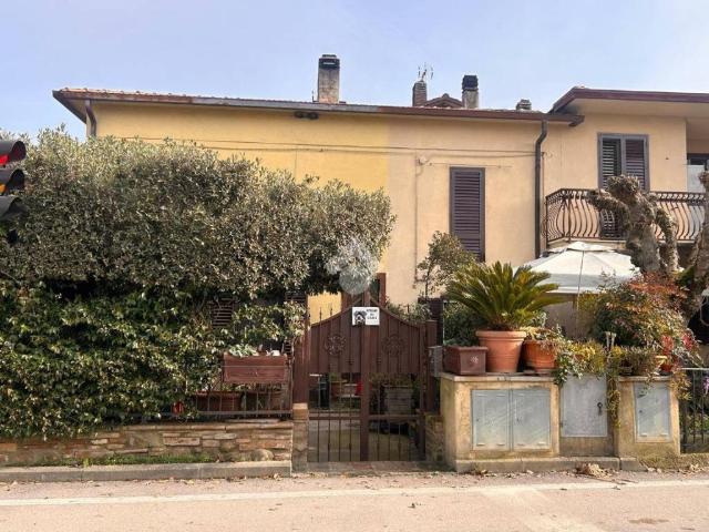 Casa indipendente in vendita a Torgiano PG