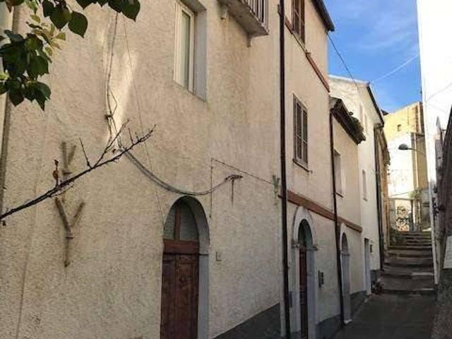 Casa indipendente in vendita a Torino di Sangro CH