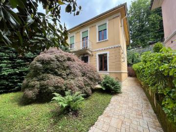 Casa indipendente in vendita a Torino TO