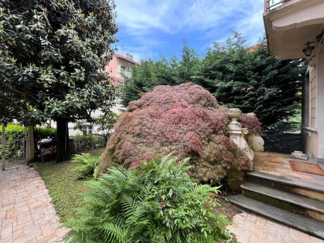 Casa indipendente in vendita a Torino TO