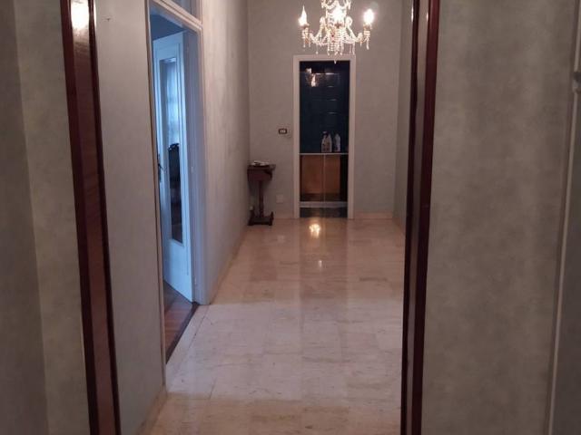 Casa indipendente in vendita a Torino TO