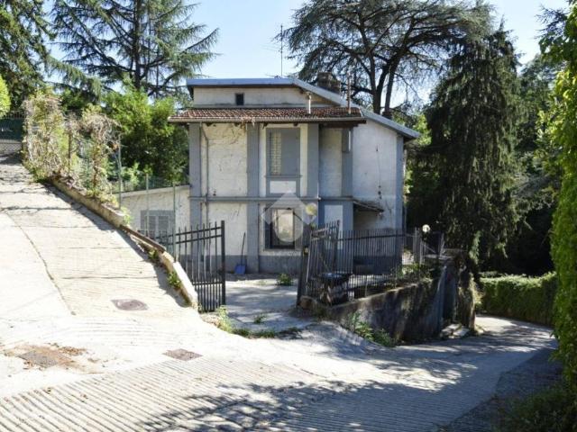 Casa indipendente in vendita a Torino TO