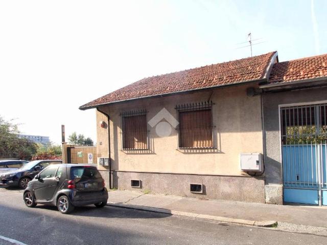 Casa indipendente in vendita a Torino TO