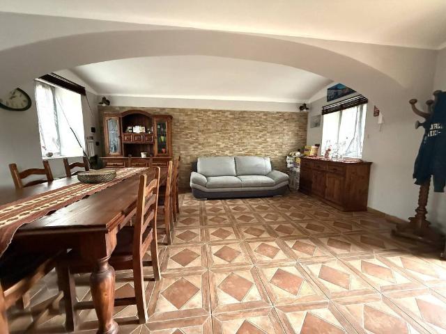 Casa indipendente in vendita a Torino TO