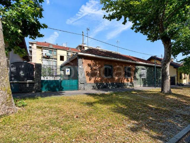 Casa indipendente in vendita a Torino via Amedeo Modigliani, 16, Centro Europa