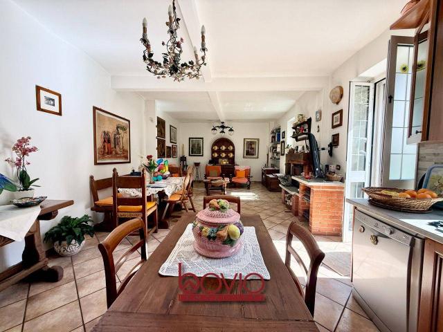 Casa indipendente in vendita a Torino