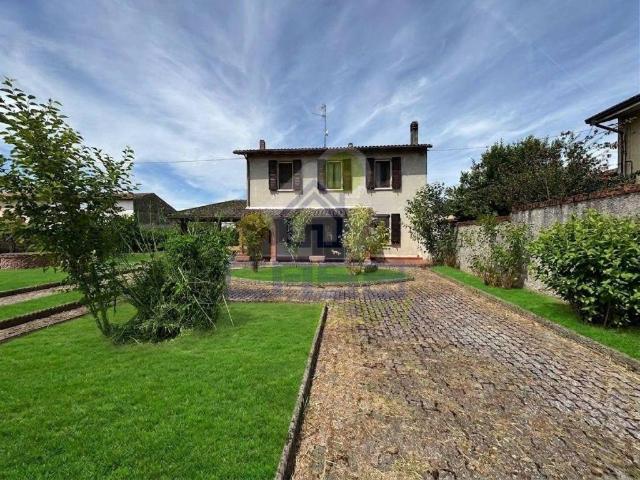 Casa indipendente in vendita a Tornata CR