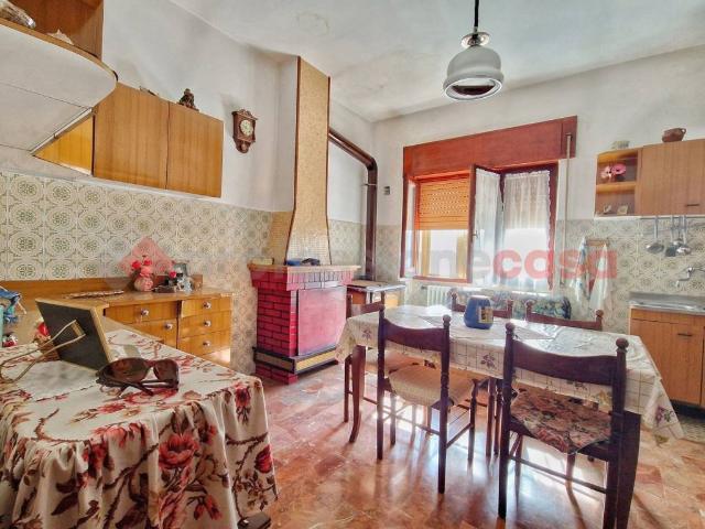 Casa indipendente in vendita a Tornimparte AQ