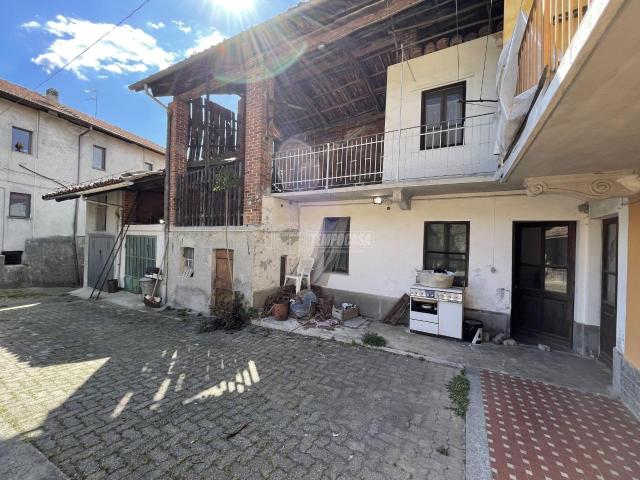 Casa indipendente in vendita a Torre Canavese