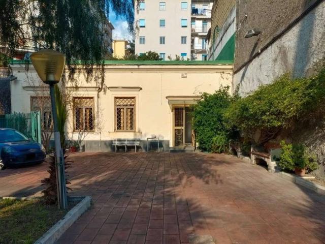 Casa indipendente in vendita a Torre del Greco NA