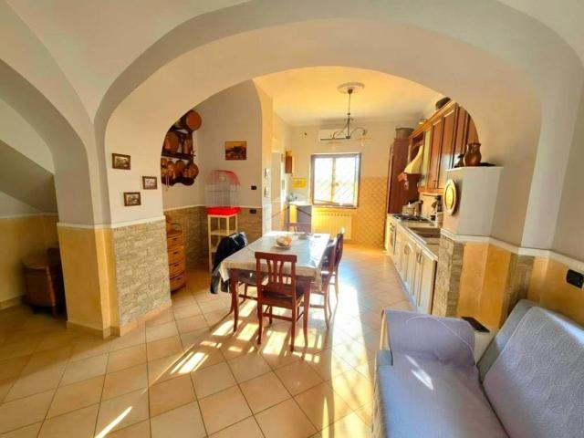 Casa indipendente in vendita a Torre del Greco NA