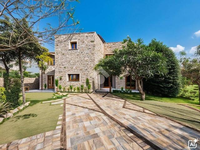 Casa indipendente in vendita a Torre del Greco NA
