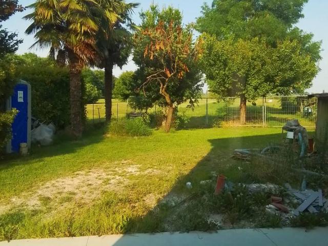 Casa indipendente in vendita a Torre di Mosto VE