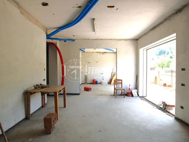 Casa indipendente in vendita a Torre San Patrizio