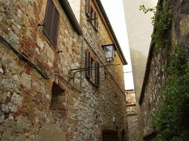 Casa indipendente in vendita a Torrita di Siena SI