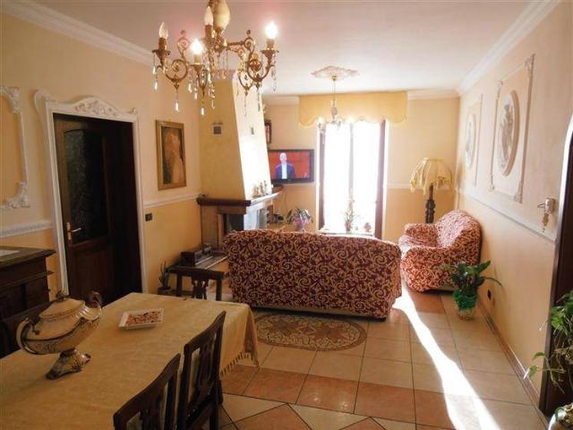 Casa indipendente in vendita a Torrita di Siena SI