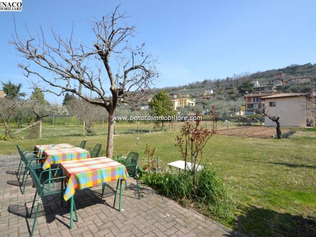 Casa indipendente in vendita a Torri del Benaco VR