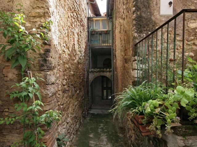 Casa indipendente in vendita a Torri in Sabina RI