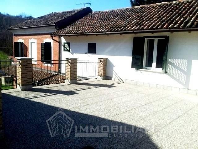 Casa indipendente in vendita a Torricella Verzate PV