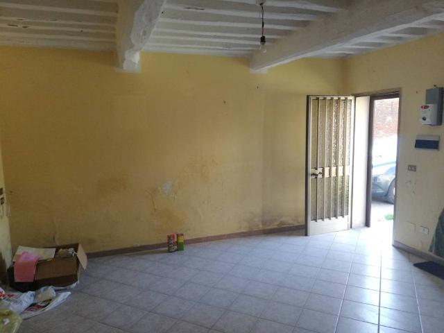 Casa indipendente in vendita a Torricella del Pizzo CR