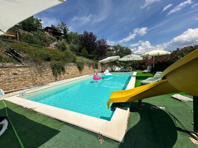 Casa indipendente in vendita a Torricella Sicura TE