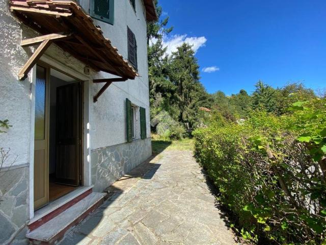 Casa indipendente in vendita a Torriglia GE