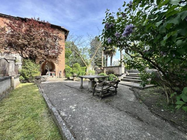 Casa indipendente in vendita a Tortona AL