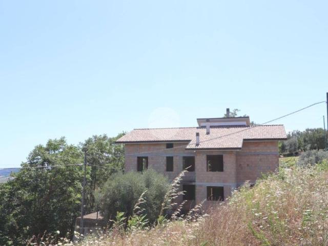 Casa indipendente in vendita a Tortoreto TE