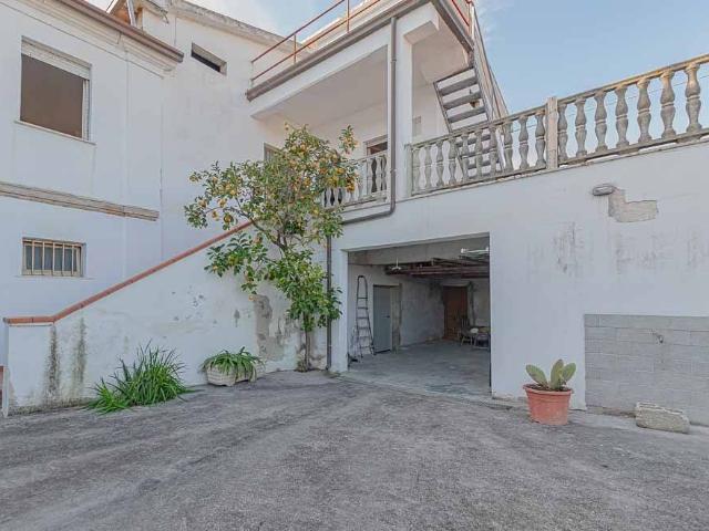 Casa indipendente in vendita a Tortoreto TE