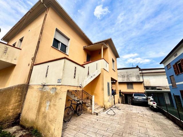Casa indipendente in vendita a Tortoreto TE