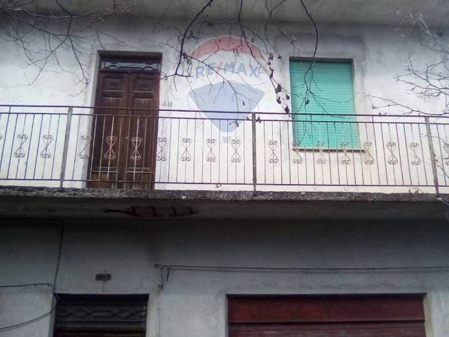 Casa indipendente in vendita a Tortorici ME