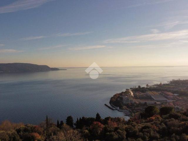 Casa indipendente in vendita a Toscolano Maderno BS