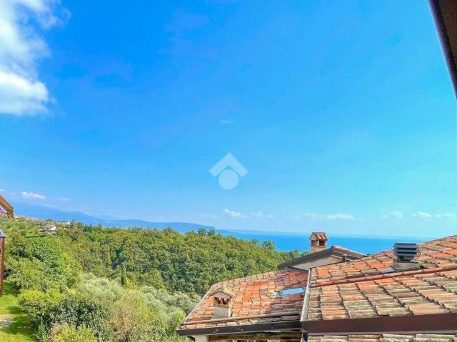 Casa indipendente in vendita a Toscolano Maderno BS