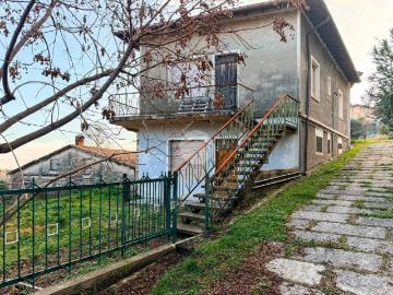 Casa indipendente in vendita a Toscolano Maderno BS