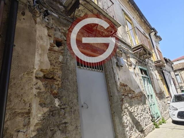 Casa indipendente in vendita a Taurianova RC