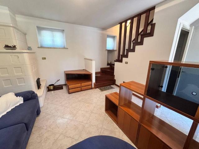 Casa indipendente in vendita a Tavagnacco UD