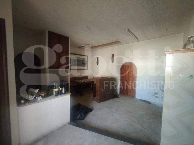 Casa indipendente in vendita a Tagliacozzo