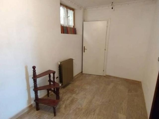 Casa indipendente in vendita a Tagliacozzo AQ