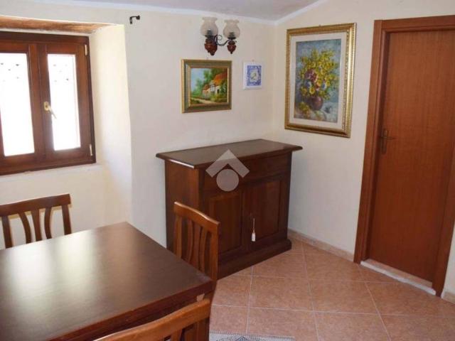Casa indipendente in vendita a Tagliacozzo AQ