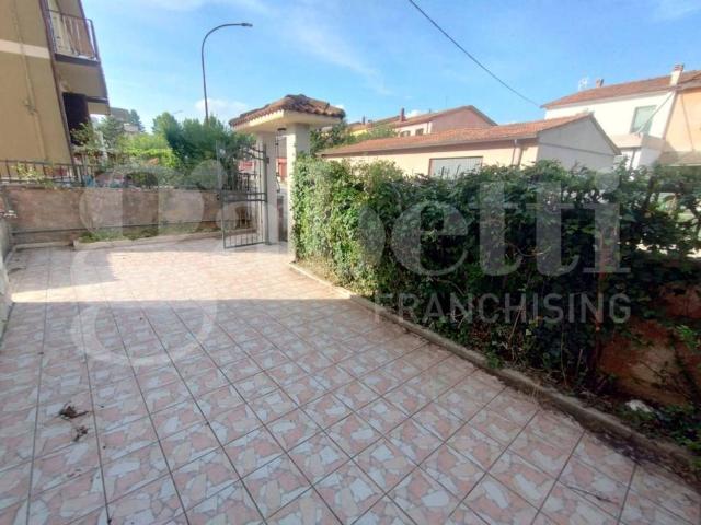 Casa indipendente in vendita a Tagliacozzo AQ