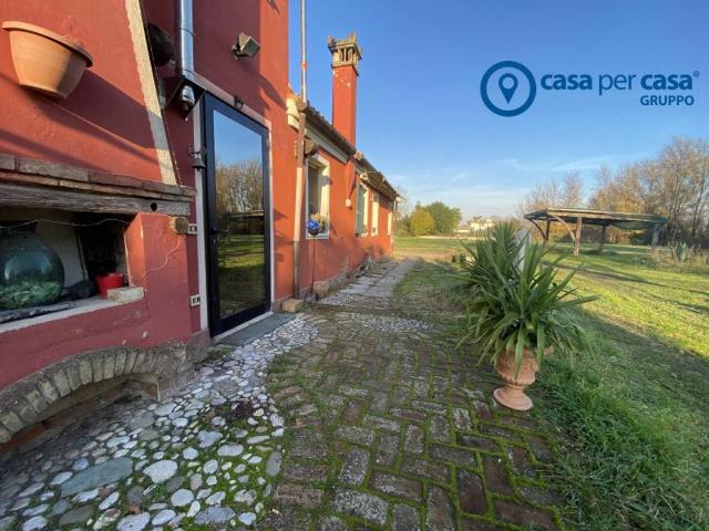 Casa indipendente in vendita a Taglio di Po RO
