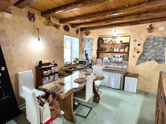 Casa indipendente in vendita a Taipana UD